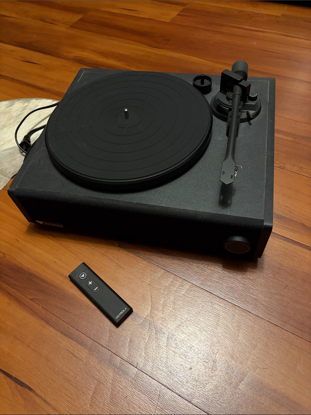 Victrola V1 Premiere Bluetooth Turntable Record Player Built-In Speakers Black